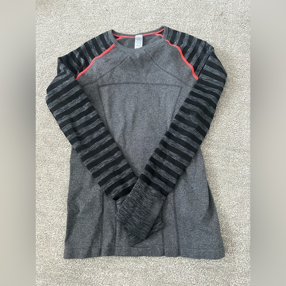 ivivva long sleeve top - size 12